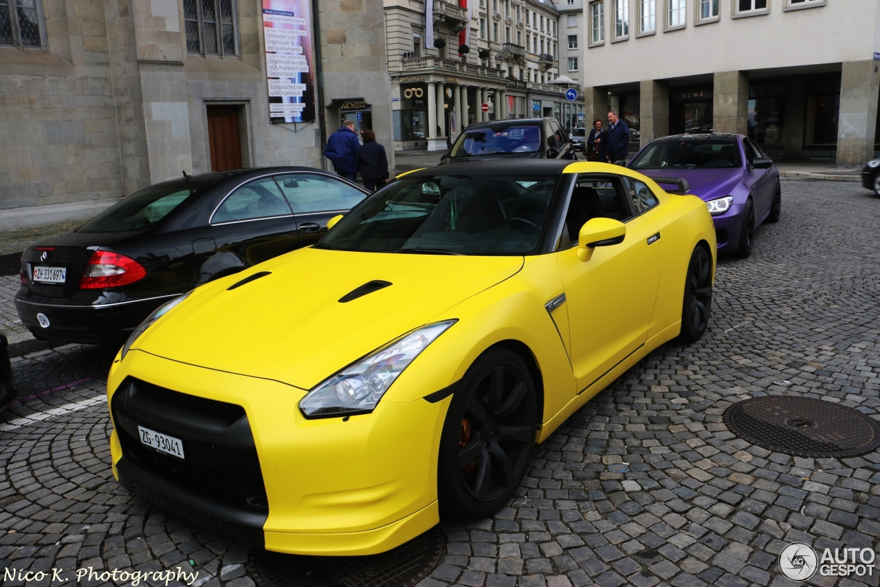 Nissan GT-R