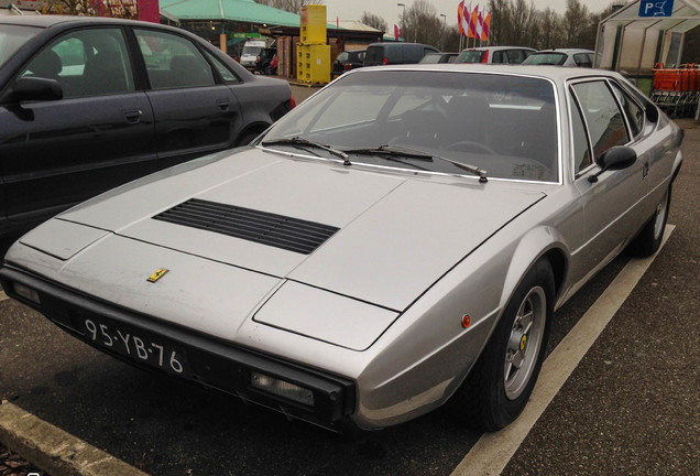 Ferrari Dino 308 GT4