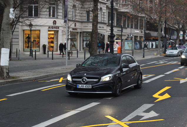 Mercedes-Benz A 45 AMG