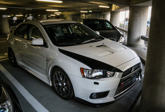 Mitsubishi Lancer Evolution X