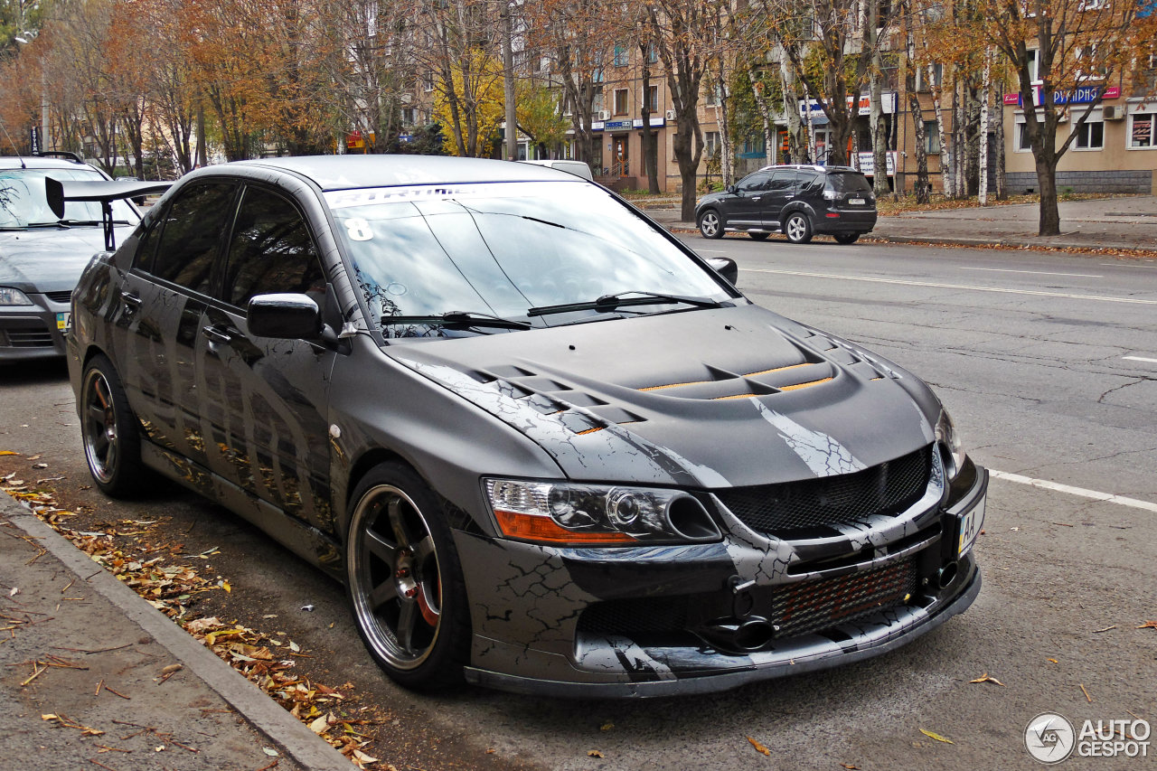 Mitsubishi Lancer Evolution IX