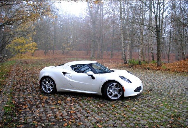 Alfa Romeo 4C Coupé