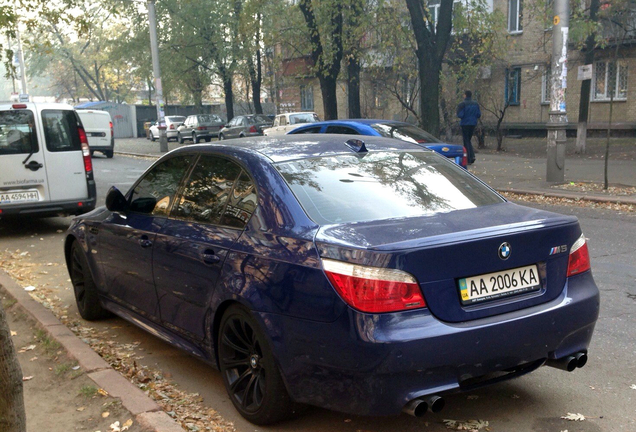 BMW M5 E60 2005