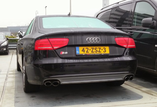 Audi S8 D4