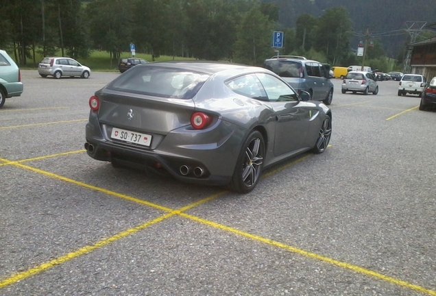 Ferrari FF