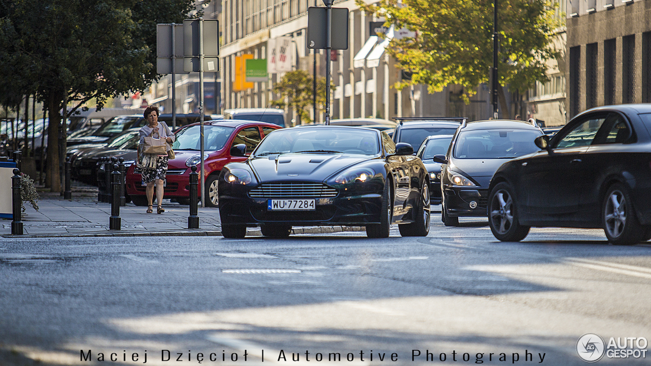 Aston Martin DBS Volante