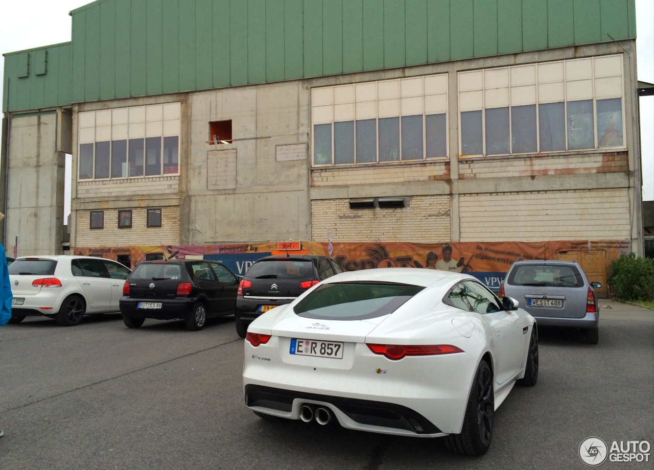 Jaguar F-TYPE S Coupé