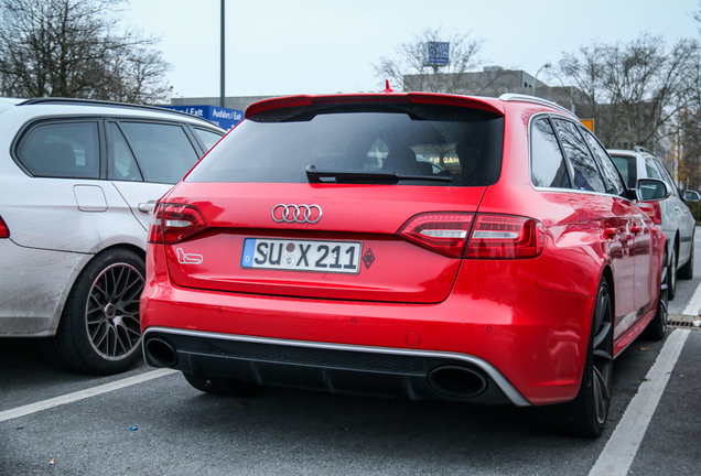 Audi RS4 Avant B8