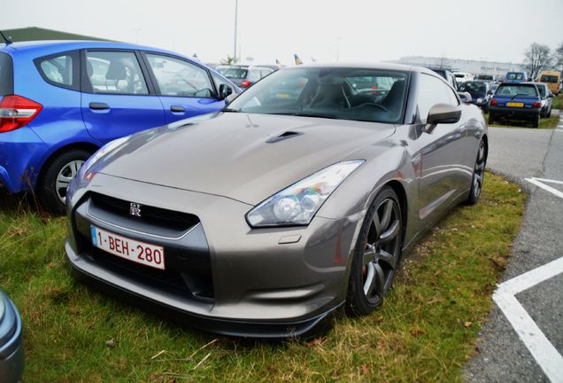 Nissan GT-R