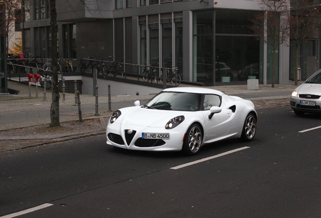 Alfa Romeo 4C Coupé