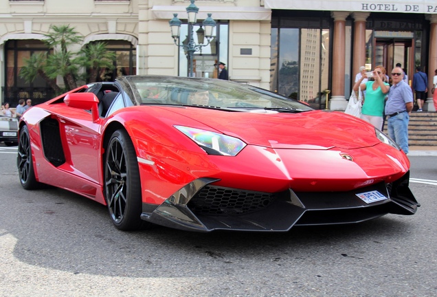 Lamborghini Aventador LP700-4 Roadster MVM Automotive Design