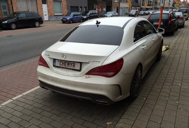 Mercedes-Benz CLA 45 AMG C117