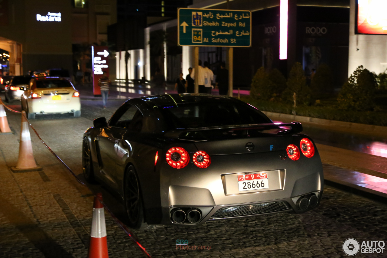 Nissan GT-R 2013