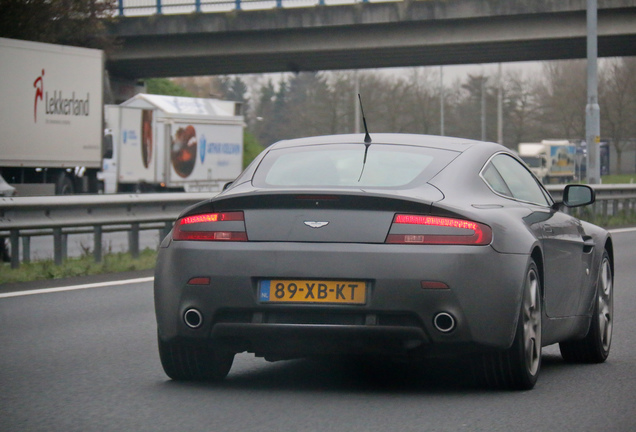 Aston Martin V8 Vantage