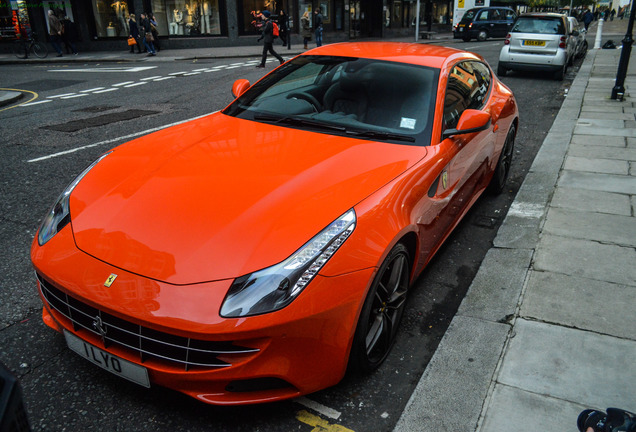 Ferrari FF