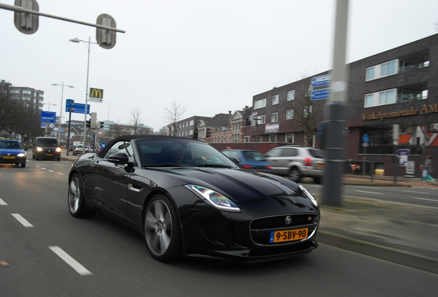 Jaguar F-TYPE S Convertible