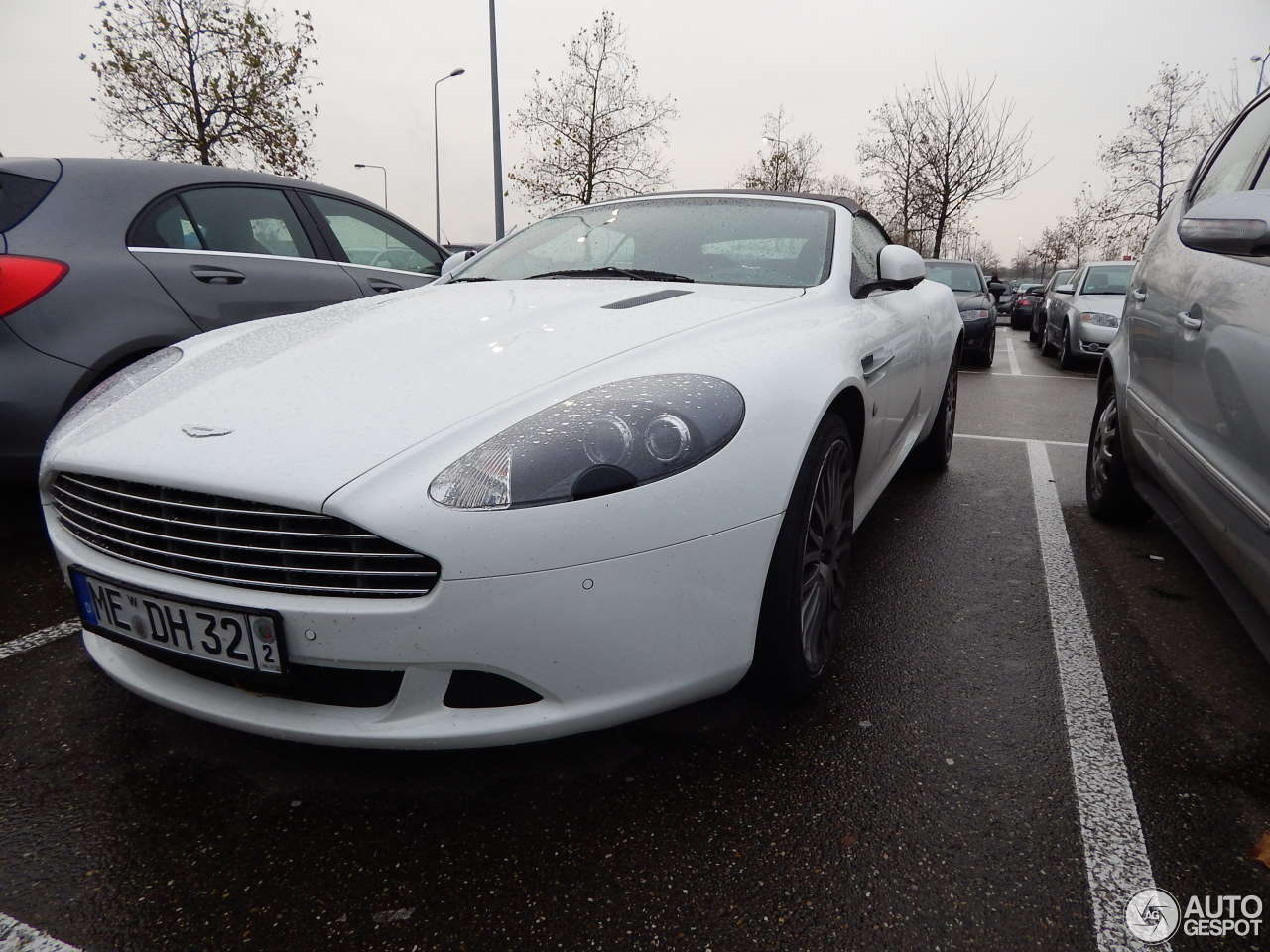 Aston Martin DB9 Volante 2010