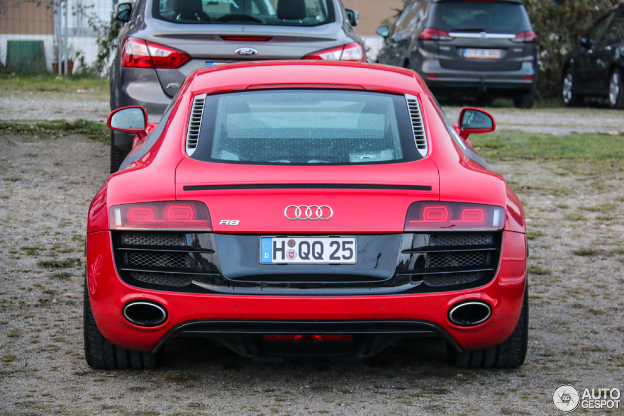 Audi R8 V10