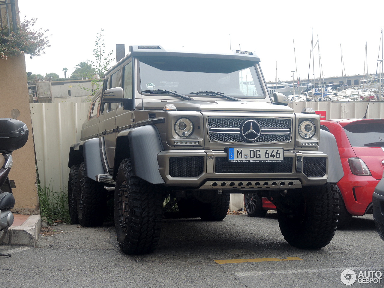 Mercedes-Benz G 63 AMG 6x6