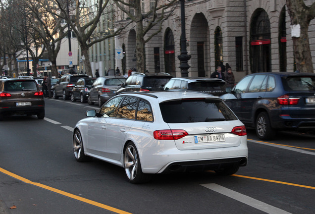 Audi RS4 Avant B8