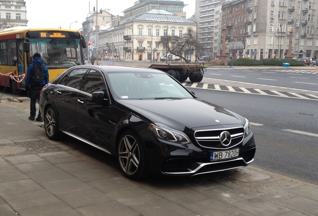 Mercedes-Benz E 63 AMG S W212