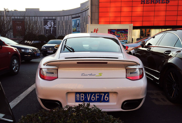 Porsche 997 Turbo S 918 Spyder Edition