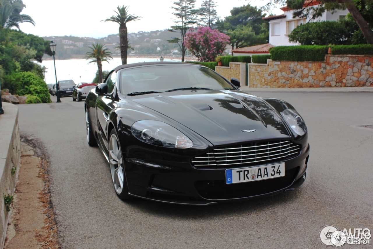 Aston Martin DBS Volante