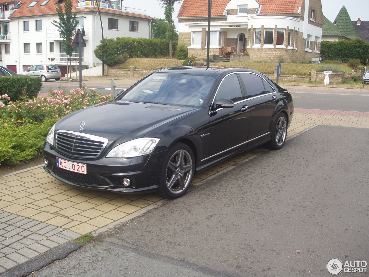 Mercedes-Benz S 65 AMG V221