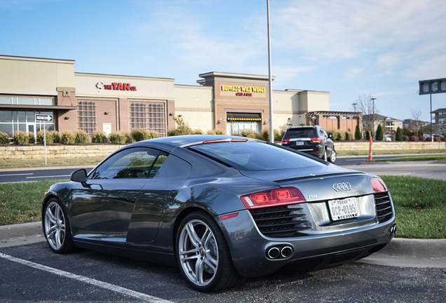 Audi R8