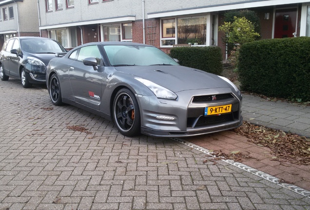 Nissan GT-R 2013