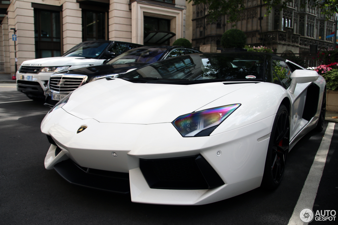 Lamborghini Aventador LP700-4 Roadster