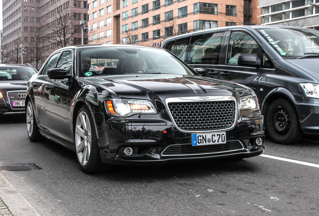 Chrysler 300C SRT8 2013