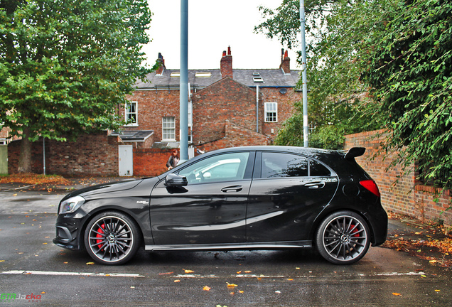 Mercedes-Benz A 45 AMG