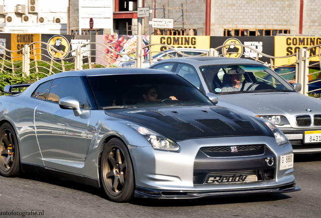 Nissan GT-R