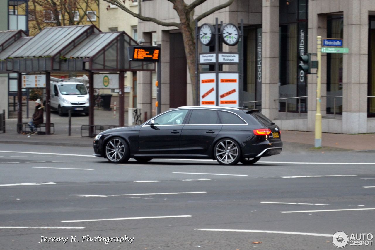 Audi RS4 Avant B8