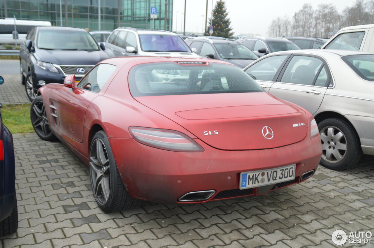 Mercedes-Benz SLS AMG