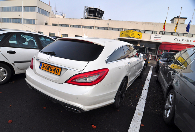 Mercedes-Benz CLS 63 AMG X218 Shooting Brake