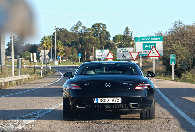 Mercedes-Benz SLS AMG