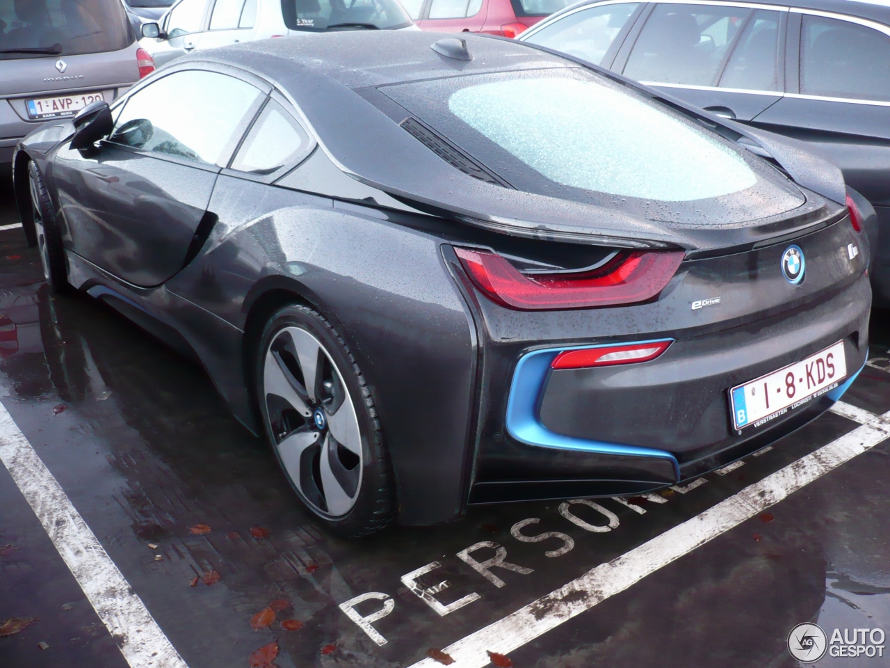 BMW i8