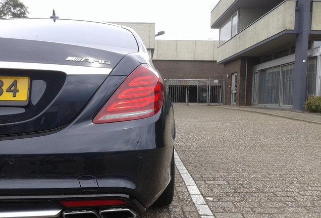 Mercedes-Benz S 63 AMG V222