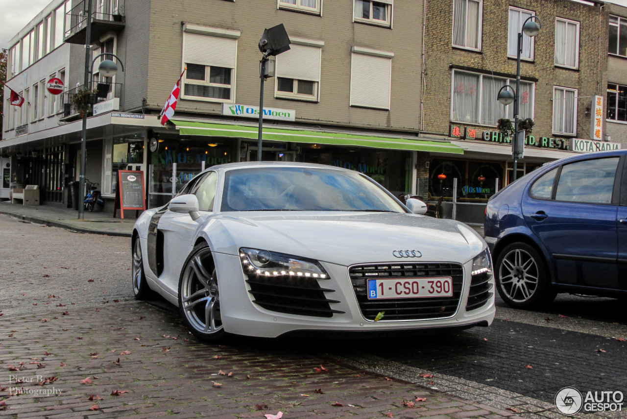 Audi R8