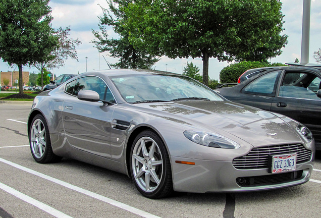 Aston Martin V8 Vantage