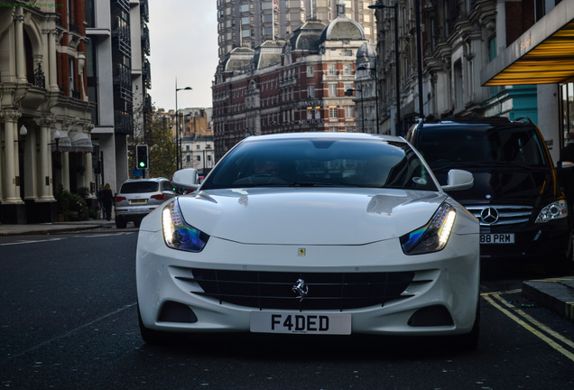 Ferrari FF