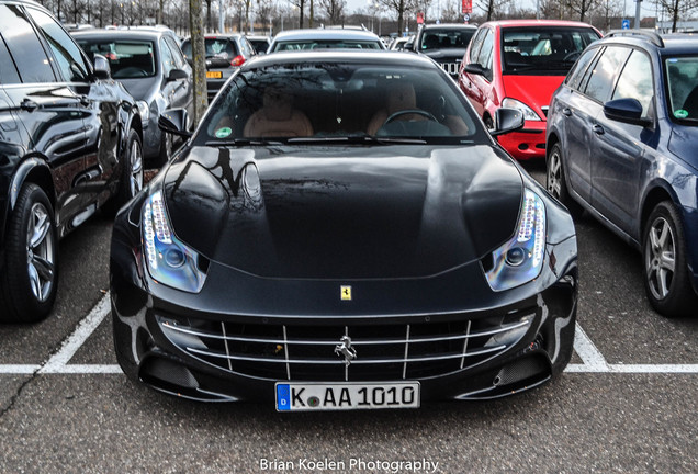 Ferrari FF