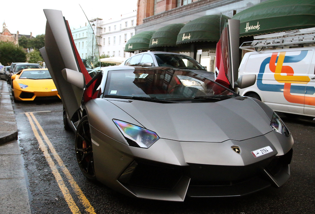 Lamborghini Aventador LP700-4 Roadster