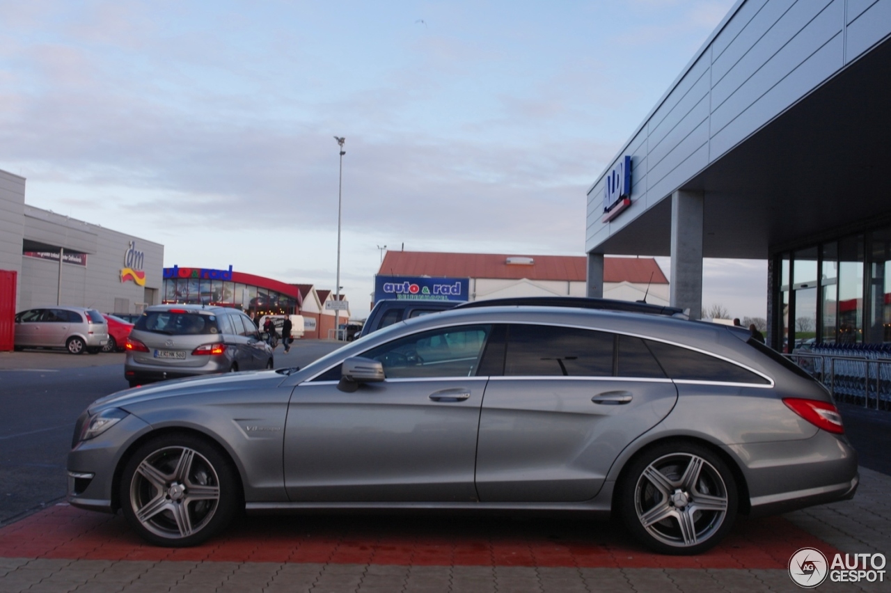 Mercedes-Benz CLS 63 AMG X218 Shooting Brake