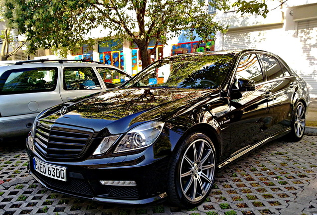 Mercedes-Benz E 63 AMG W212 V8 Biturbo