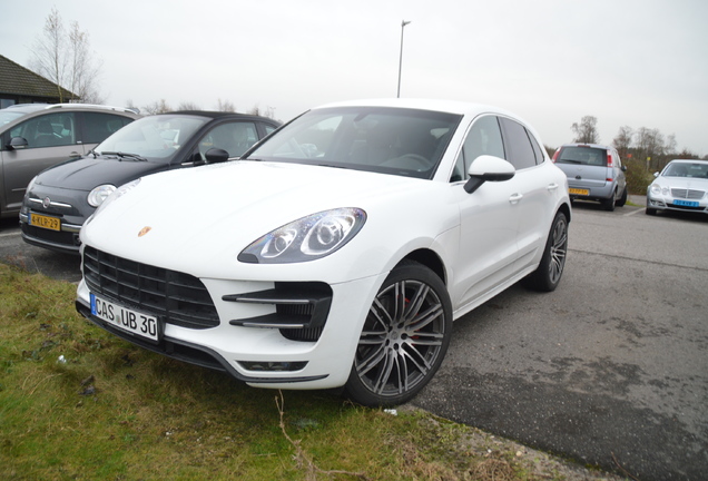 Porsche 95B Macan Turbo