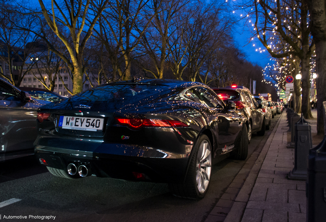 Jaguar F-TYPE S Coupé