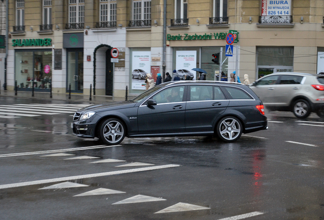 Mercedes-Benz C 63 AMG Estate 2012